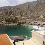 παραδοσιακός πύργος * Yerolimin