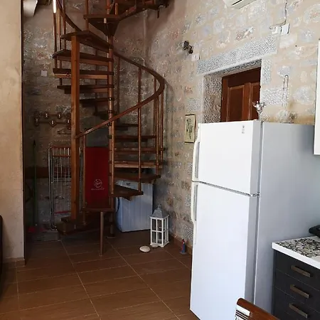 παραδοσιακός πύργος