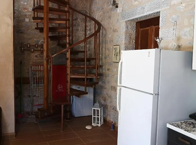 παραδοσιακός πύργος
